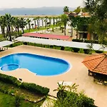 Panorama Plaza 3*