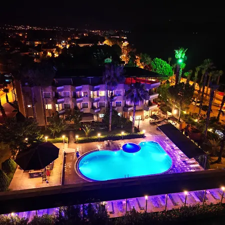 Panorama Plaza 3*