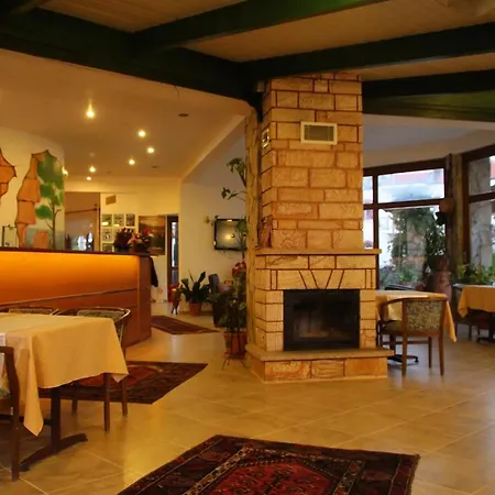 酒店 Panorama Plaza 3*